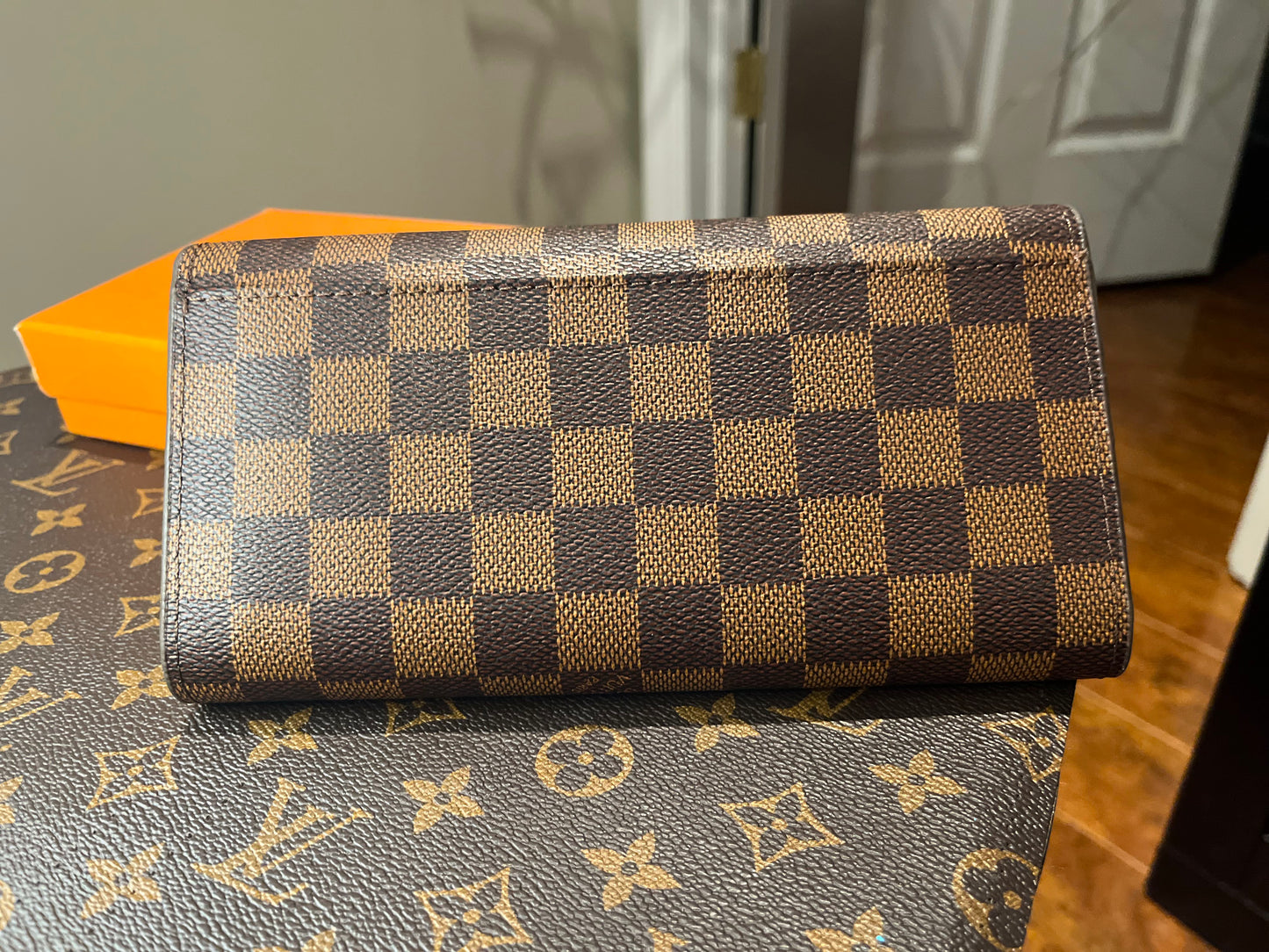 Preloved Louis Vuitton Monogram Sarah Long Wallets