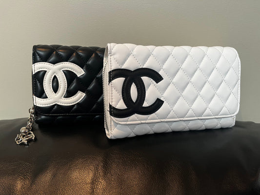 Chanel Signature CC Logo Clutch Smooth Leather w/ Shoulder Chain