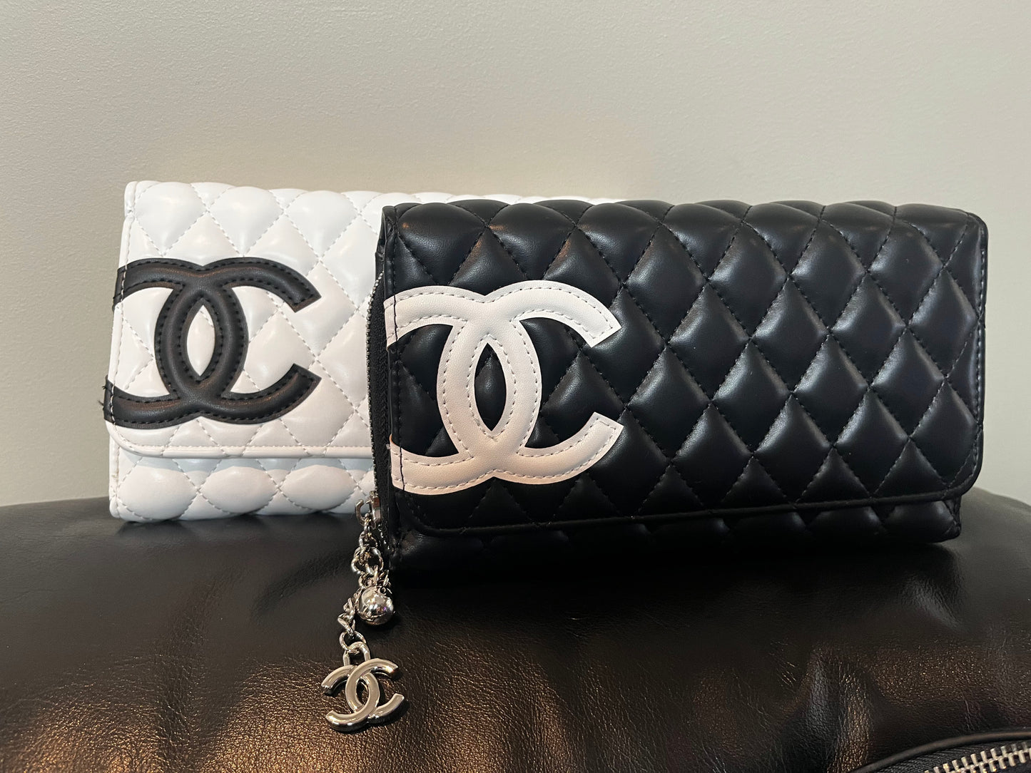 Chanel Signature CC Logo Clutch Smooth Leather w/ Shoulder Chain