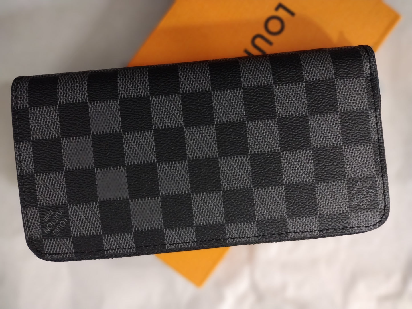 Preloved Louis Vuitton Damier Graphite Long Zipper Wallet