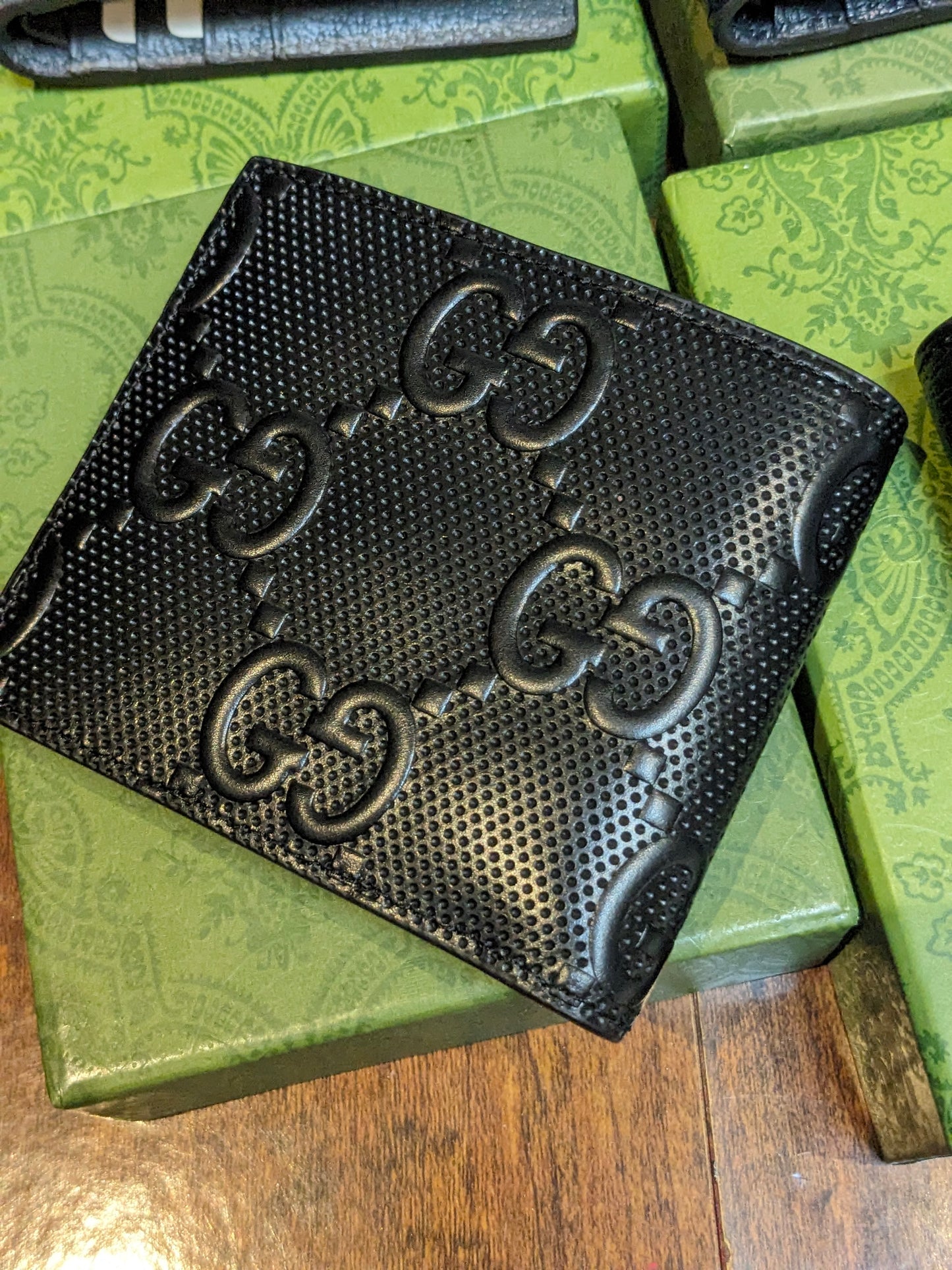 Men's Preloved Gucci Wallets Embossed & Pebbled Leather & Monogram Canvas (Four Designs Available)