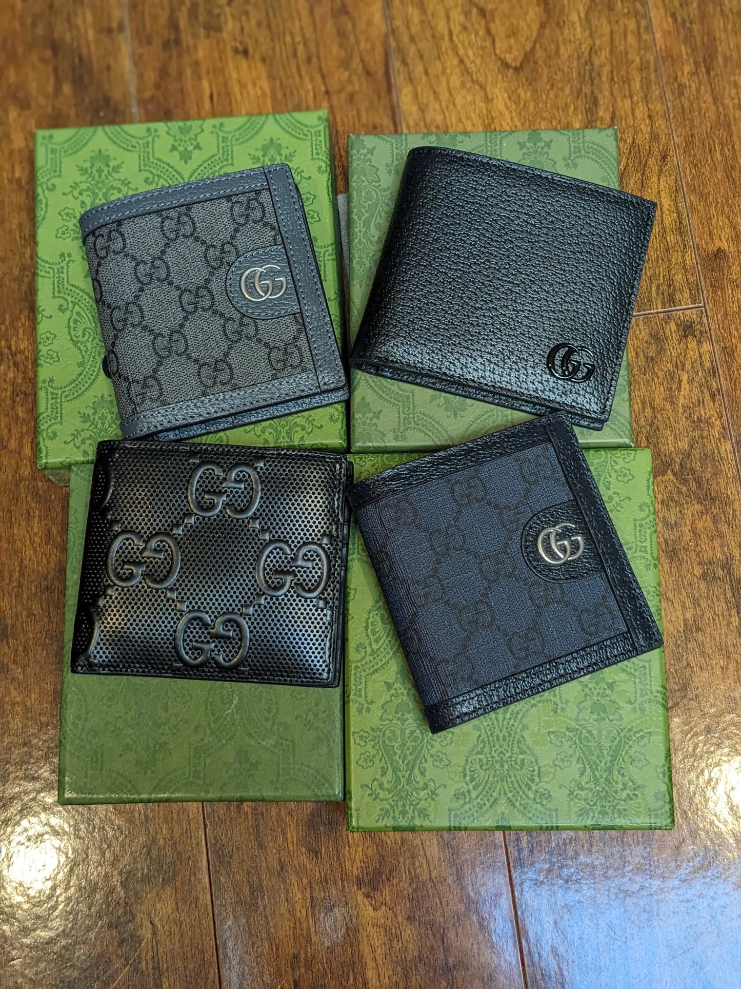 Men's Preloved Gucci Wallets Embossed & Pebbled Leather & Monogram Canvas (Four Designs Available)