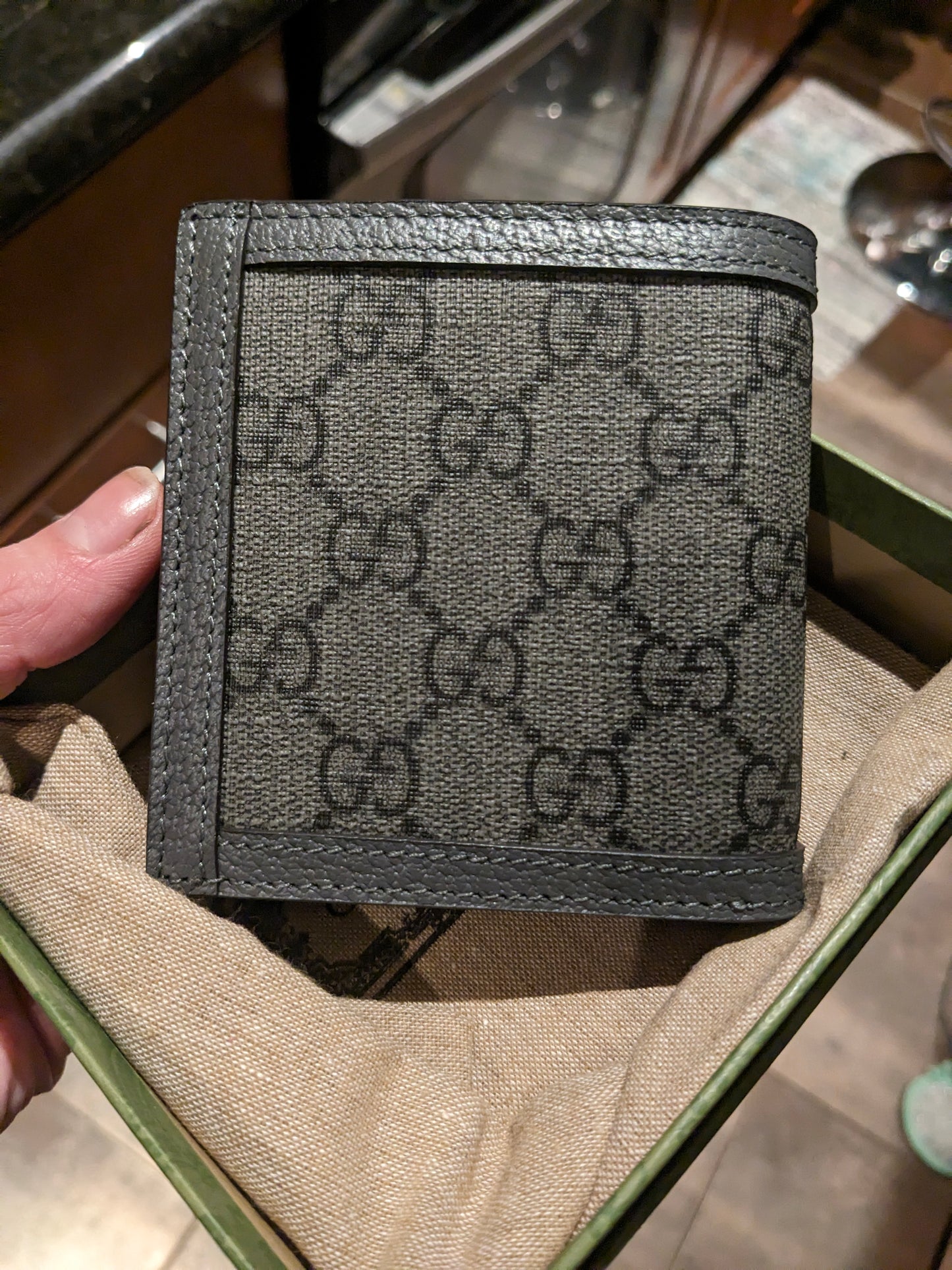 Men's Preloved Gucci Wallets Embossed & Pebbled Leather & Monogram Canvas (Four Designs Available)